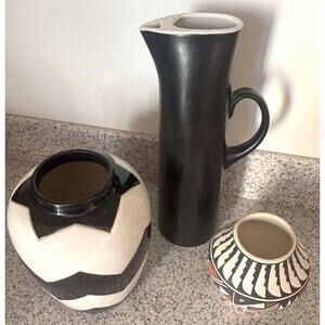 Vintage RARE MCM 1950s Tall Matte Finish Black Porcelain VELVET Pitcher #2290